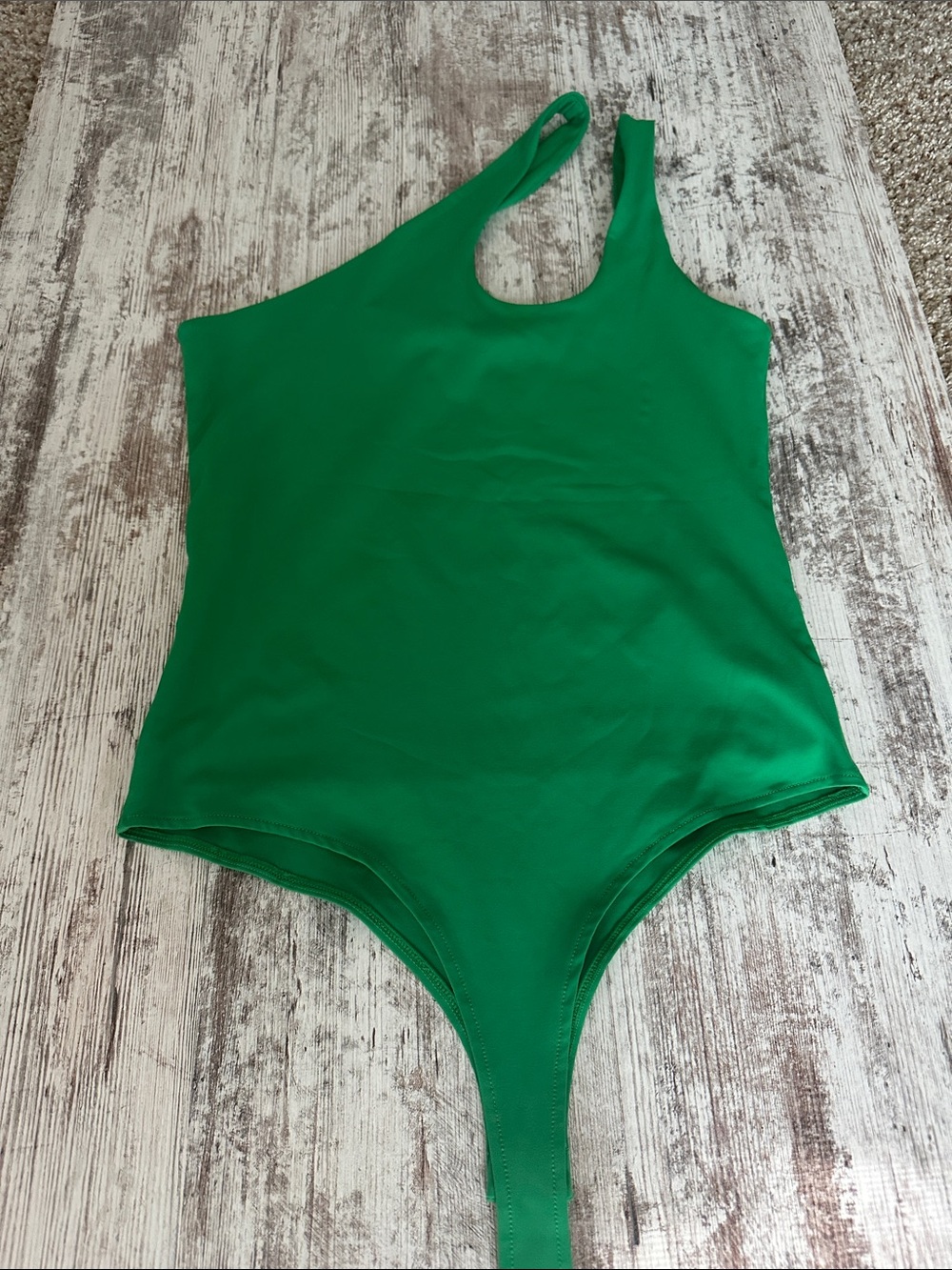ReoRia Emerald Green Criss Cross Shoulder Bodysuit - Picture 7 of 9
